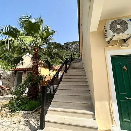 Lithino - 5min From The Apartment Agios Ioannis Peristeron (Corfu)