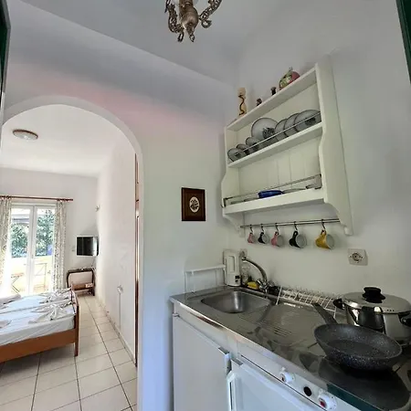 Lithino - 5min From The Apartment *